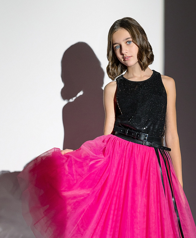 Топ расшитый пайетками для девочки