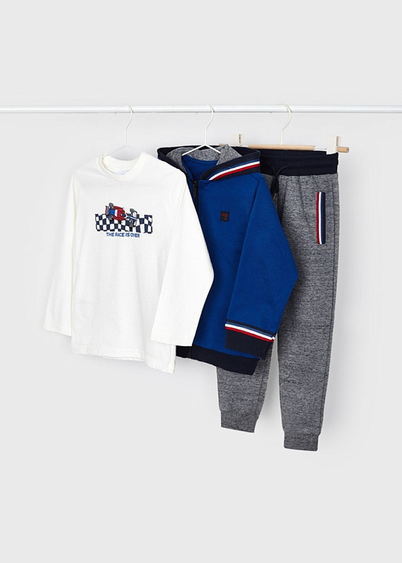 Спортивный костюм для мальчика