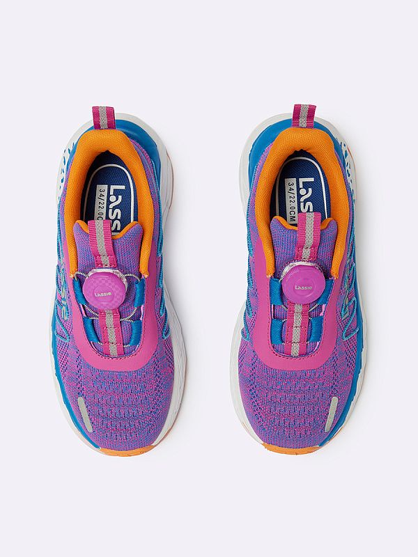 Кроссовки для девочки