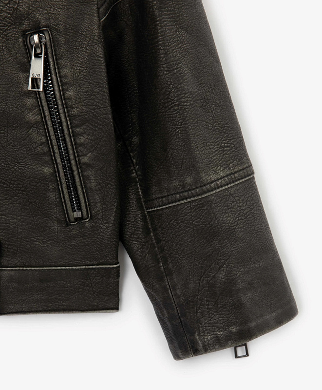 Куртка-косуха для мальчика из потертой экокожи