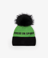 Шапка с помпоном для мальчика вязаная на флисе