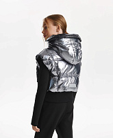 Жилет для девочки стёганый на искусственном пуху