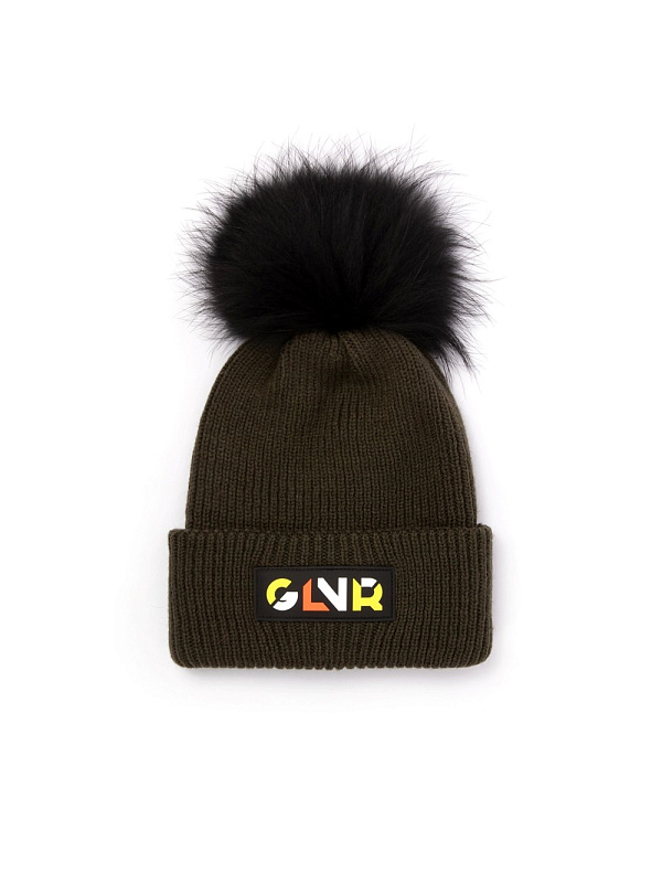 Шапка вязаная с помпоном для девочки