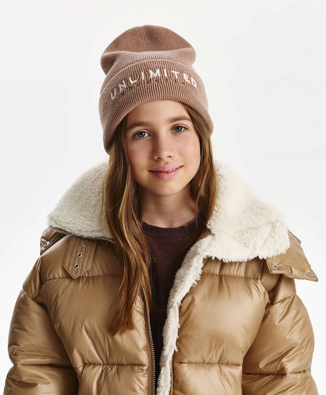 Шапка вязаная для девочки