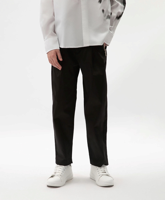 Брюки для мальчика зауженные к низу чёрные из твила