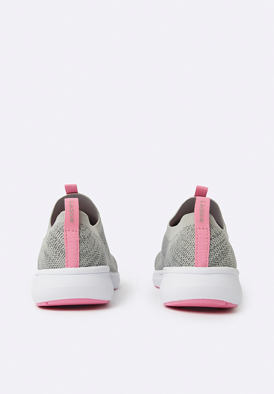 Кроссовки для девочки