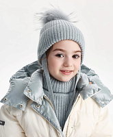 Шапка с помпоном вязаная для девочки на флисе