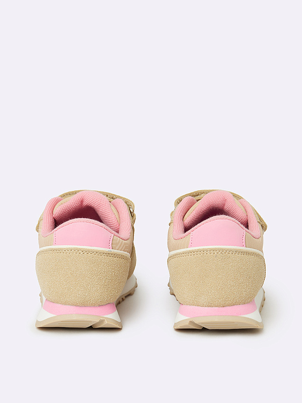 Кроссовки для девочки