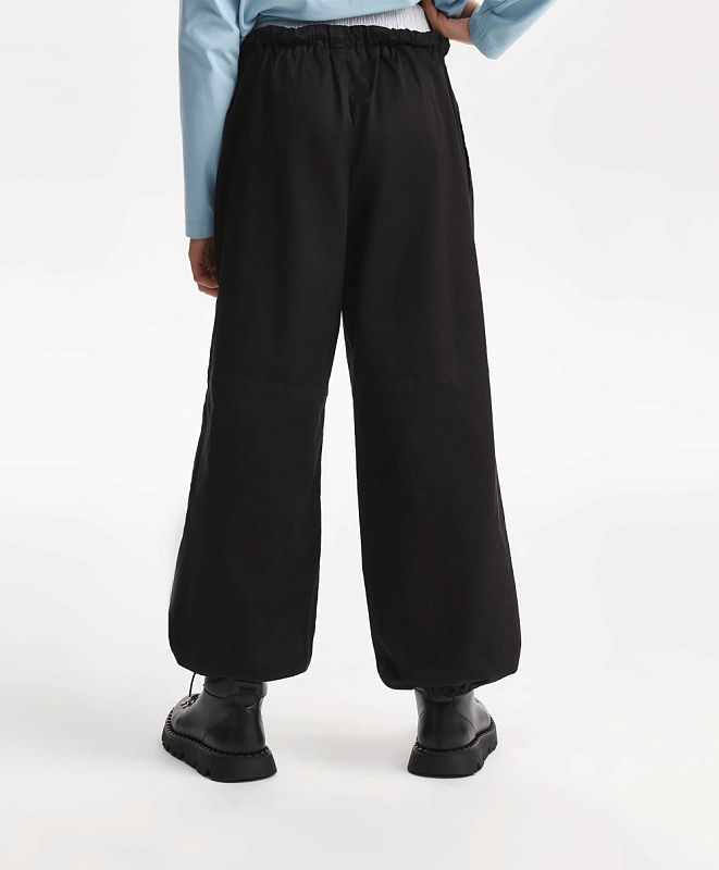 Брюки-джоггеры для девочки черные