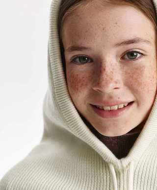 Шарф-капюшон для девочки