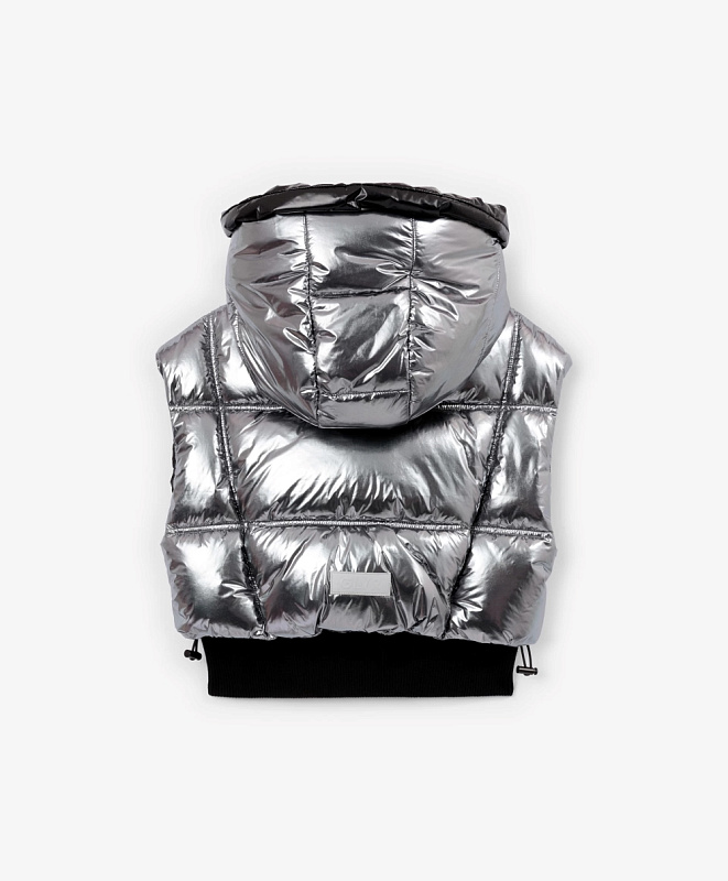 Жилет для девочки стёганый на искусственном пуху