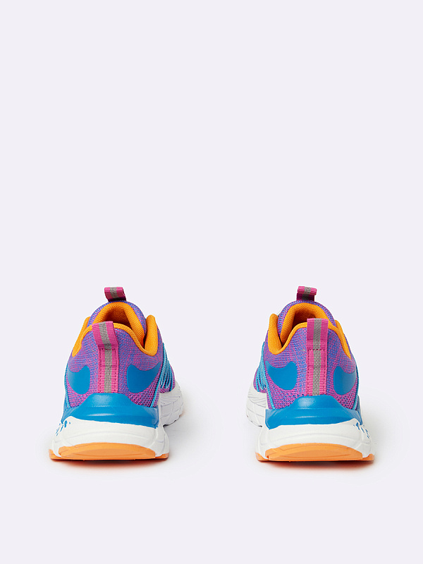 Кроссовки для девочки