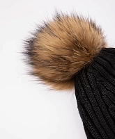 Шапка с помпоном из меха енота для девочки